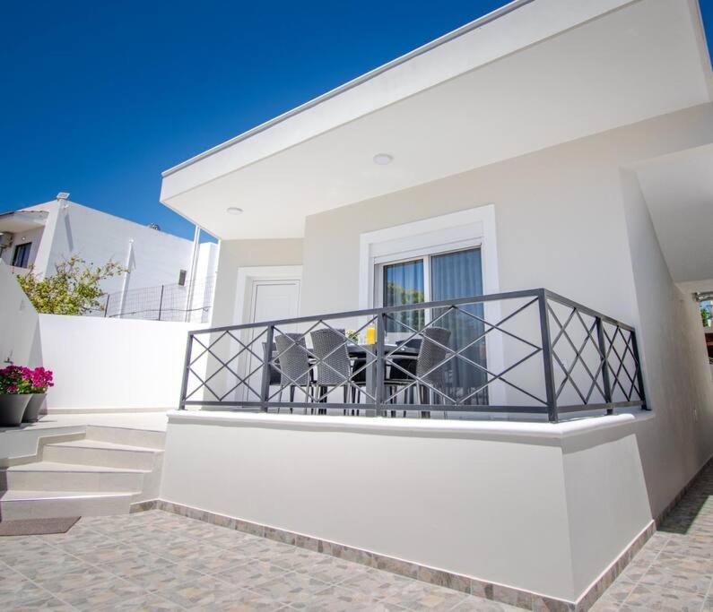Vila Fileo Family And Friends Living Archangelos  Exteriér fotografie